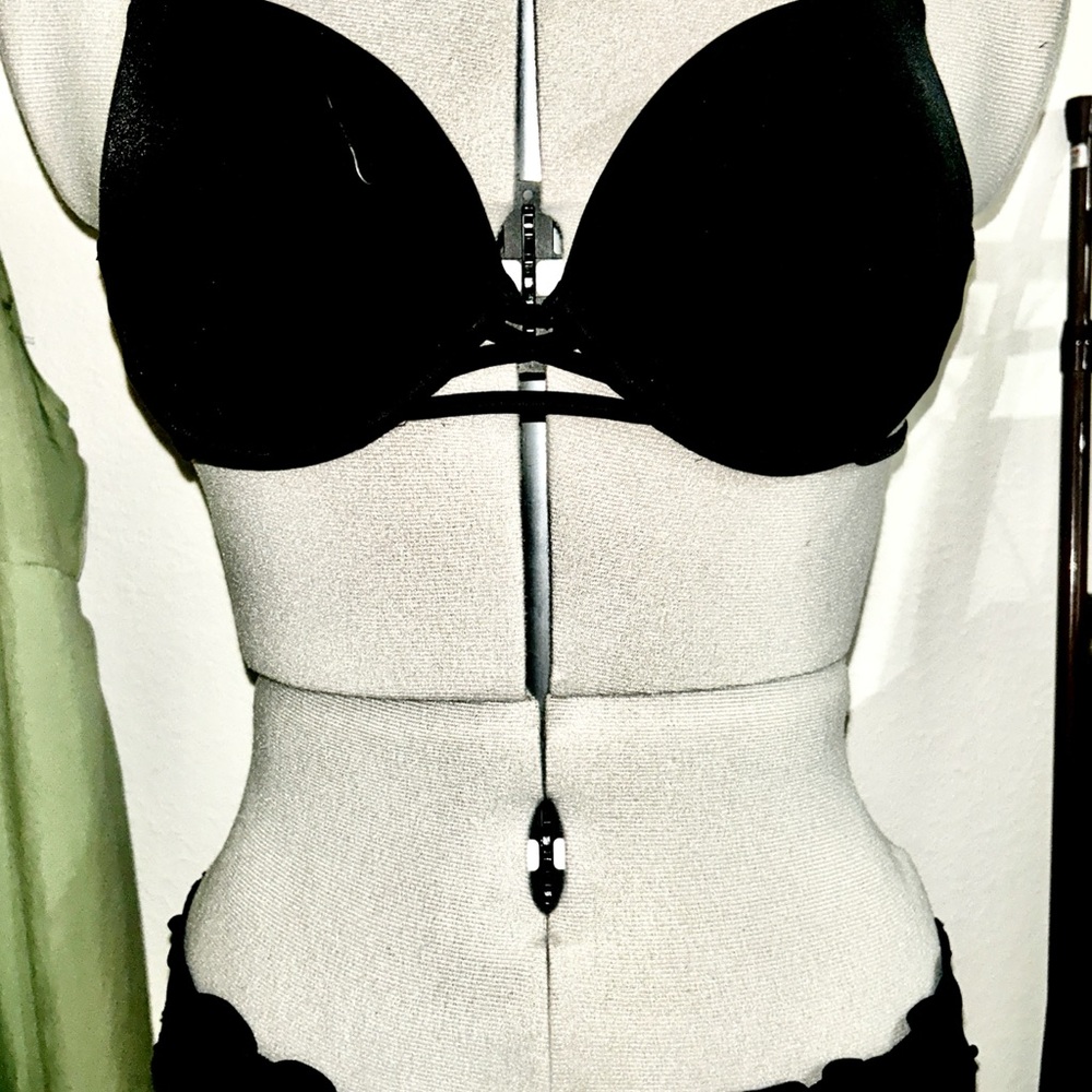 Shade & Shore Black Bikini Top